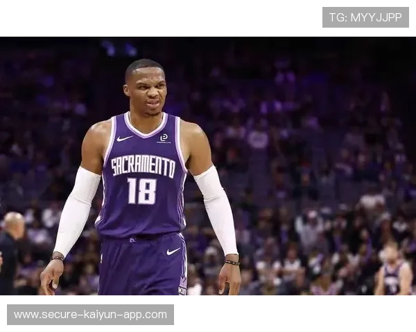 威少超越基德，成为后卫篮板王，威少绝技